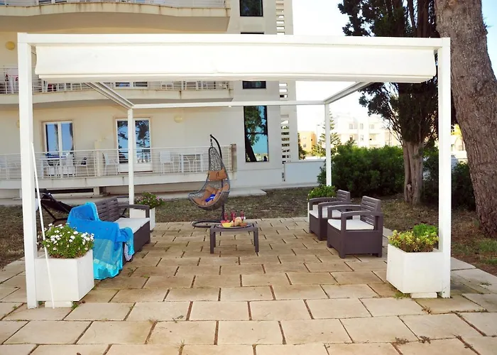 Apartament Marimar - *